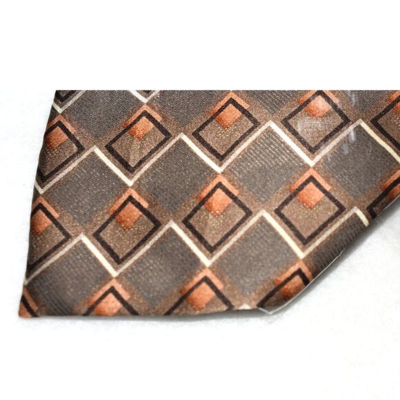 NIP Kilburne & Fitch Big & Tall 100% Silk Geo Design Striking Tie - Picture 3 of 3
